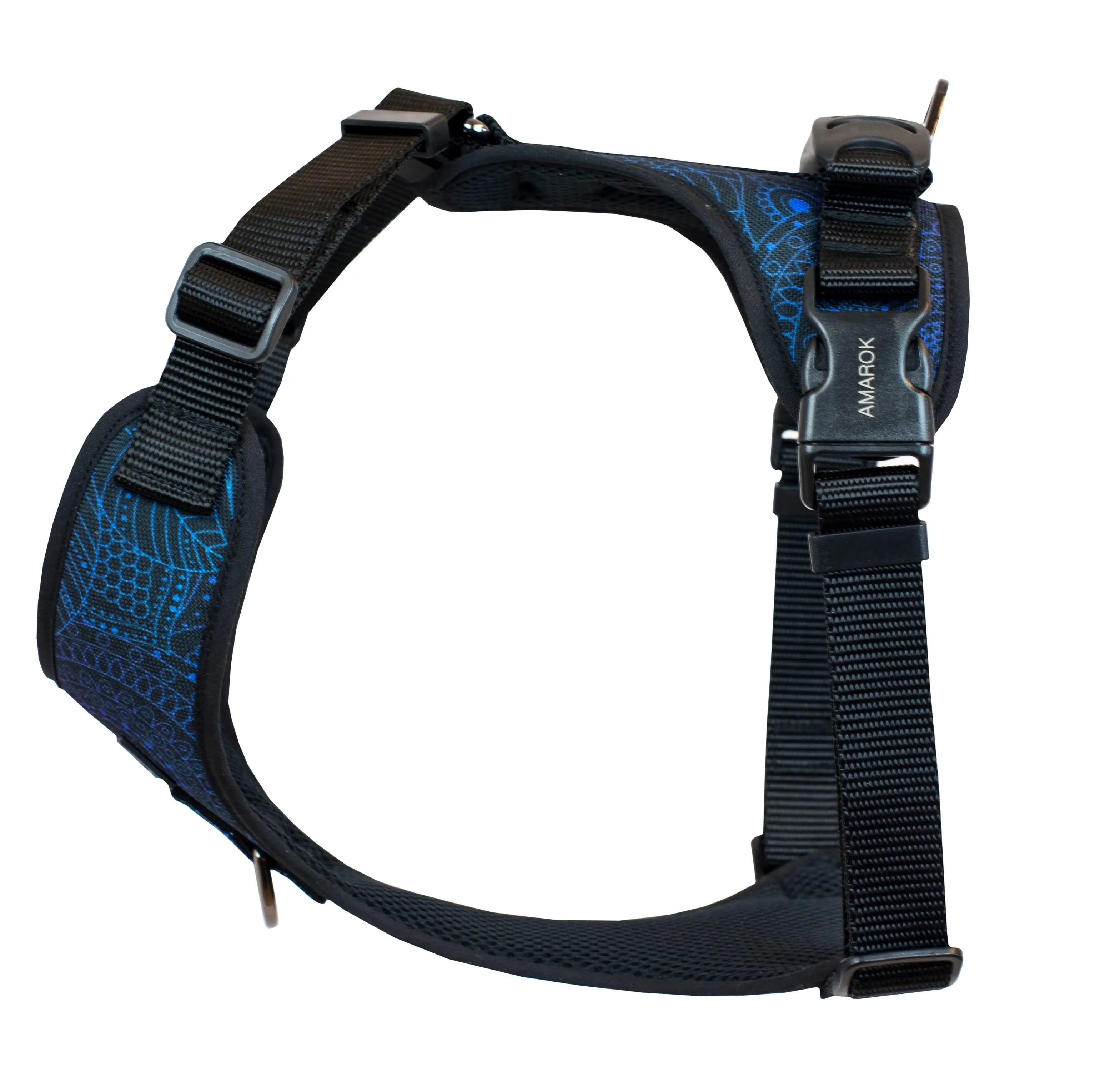 Harnais régulier de randonnée pour gros chien de la collection Mandala. Motifs mandala de différents tons de bleu. Vue de côté.