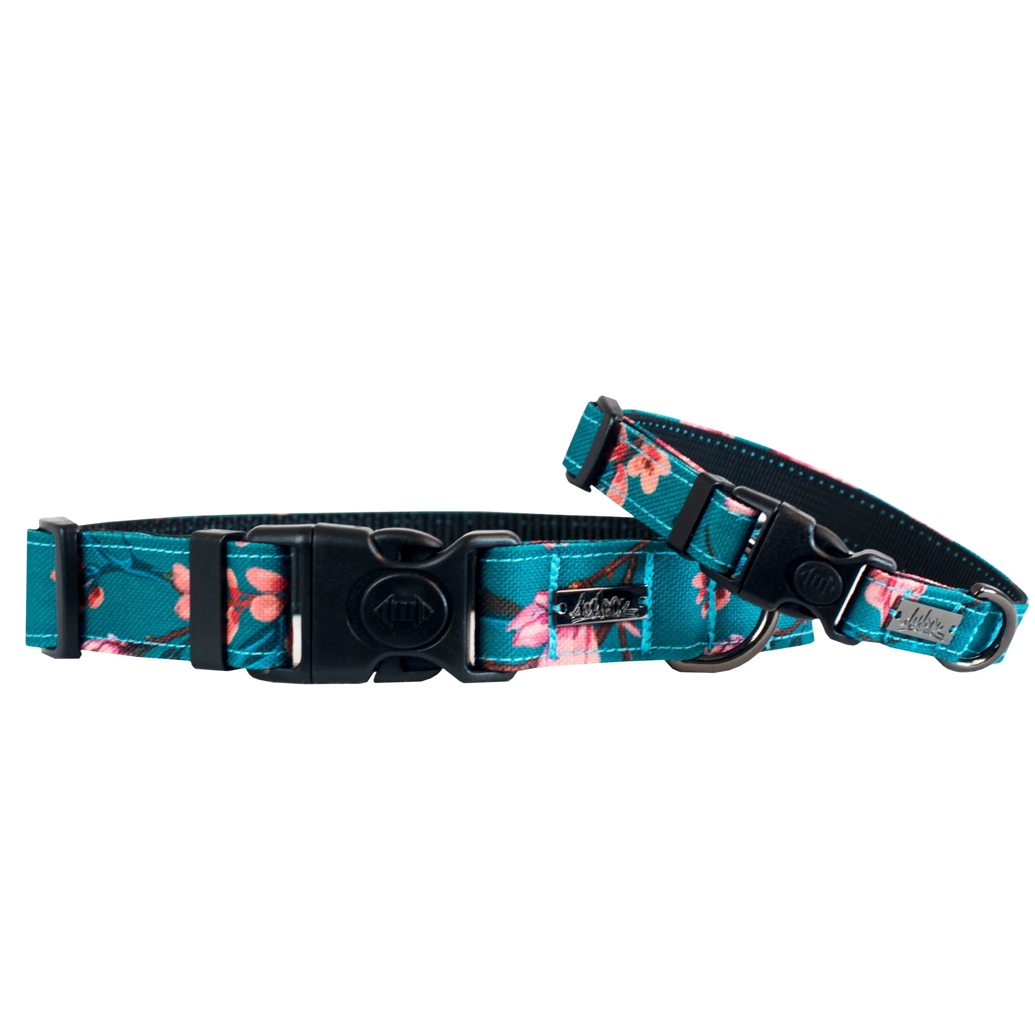 Collier régulier pour petit et gros chiens en tissus souple de la collection Osaka