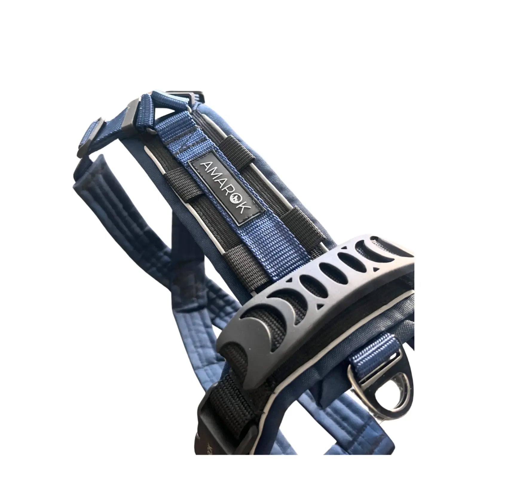 Close-up of the Amarok Odyssey dog harness of the kraken collection – reinforced back handle and visible dog backpack attachment points