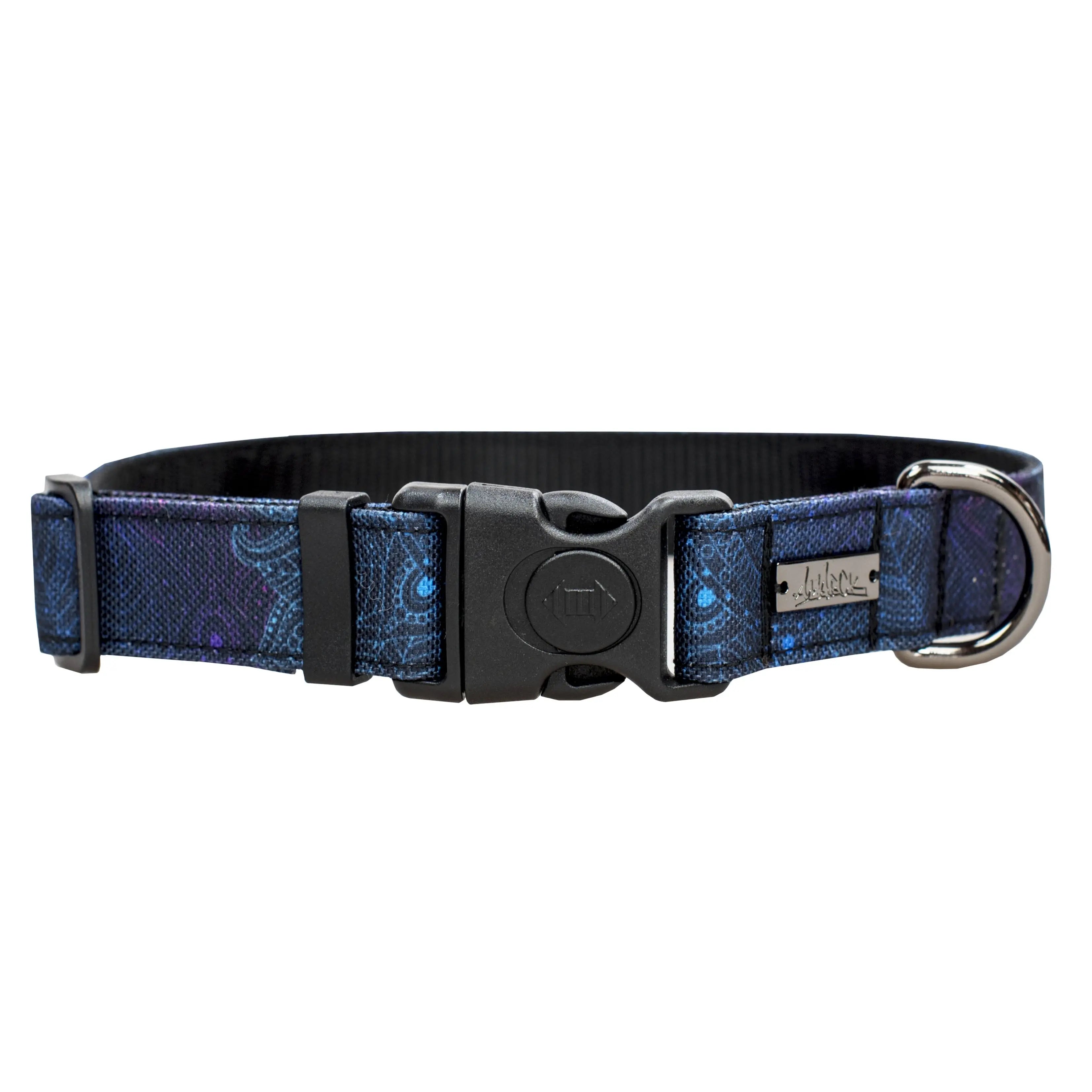 Collier pour gros chien en tissus souple et résistants de la collection Mandala, vue de face.